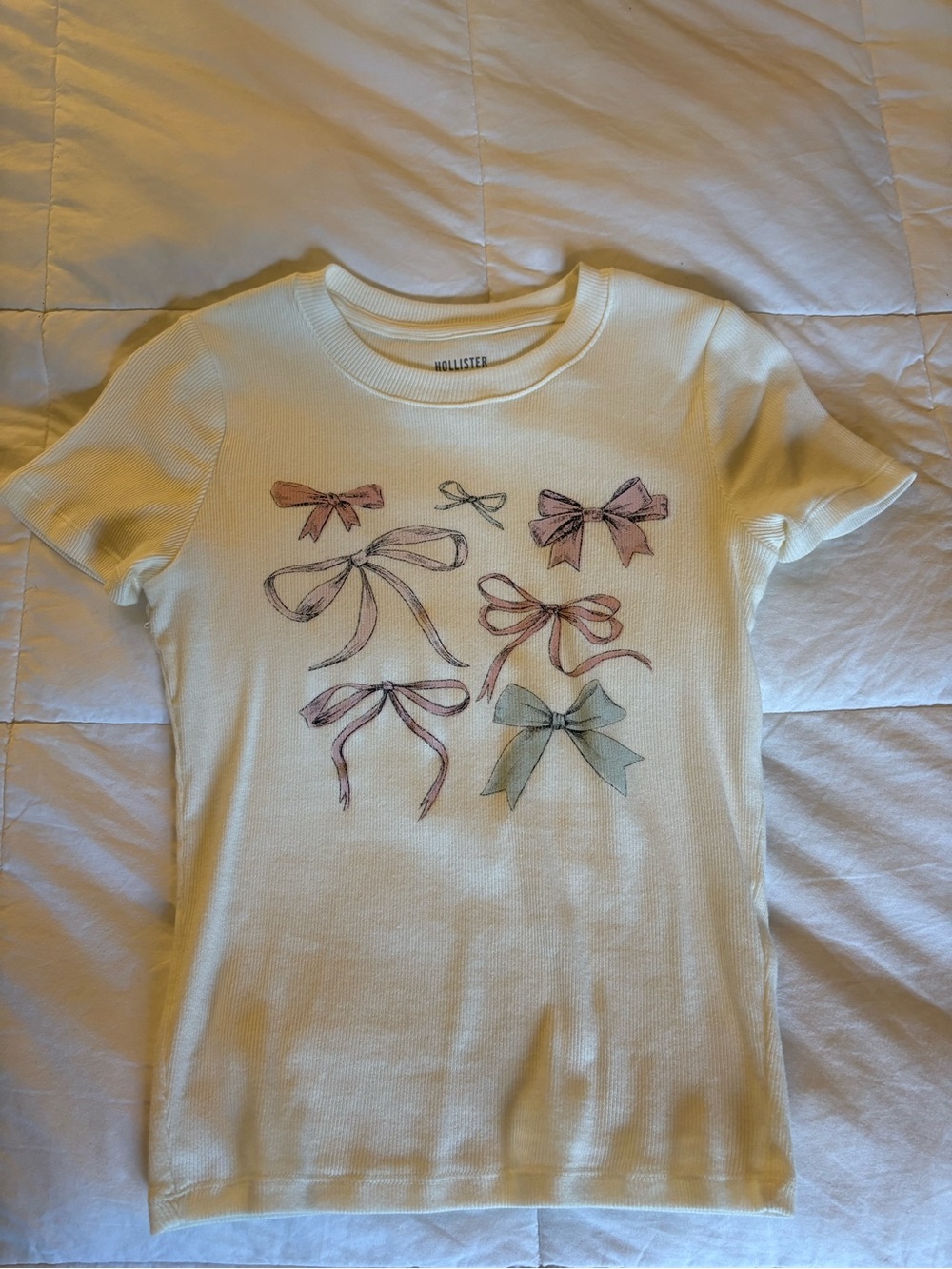 Hollister White/Cream Ribbed T-Shirt
